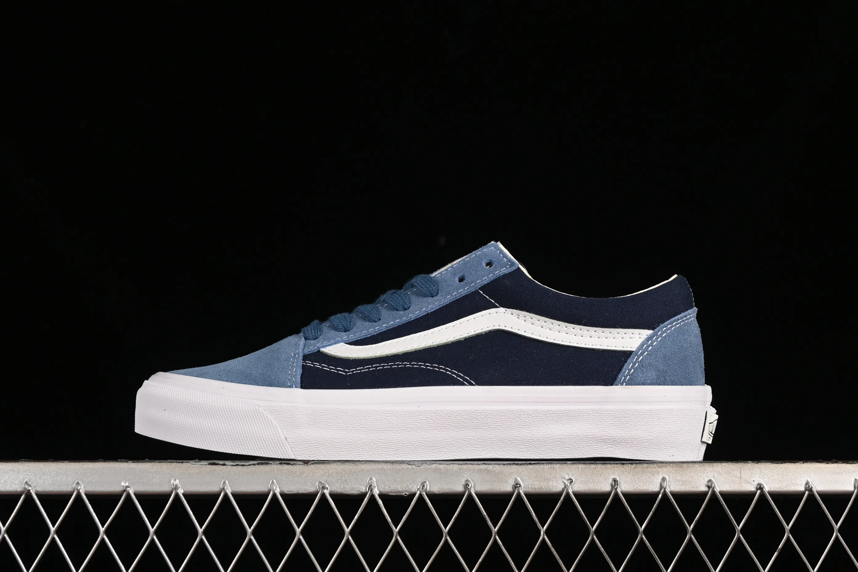 All categories Vans Vans series Vans Mid Vans Sk8-Mid Reissue 83 high-end branch blue stitching suede casual retro skateboard shoes VN000CQDDWR